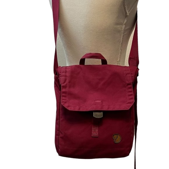 Fjallraven Handbags - Fjallraven G-1000 FOLDSACK NO 3 Bag Red Crossbody Messenger Bag